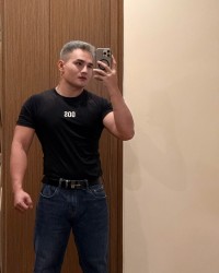 Tuấn body